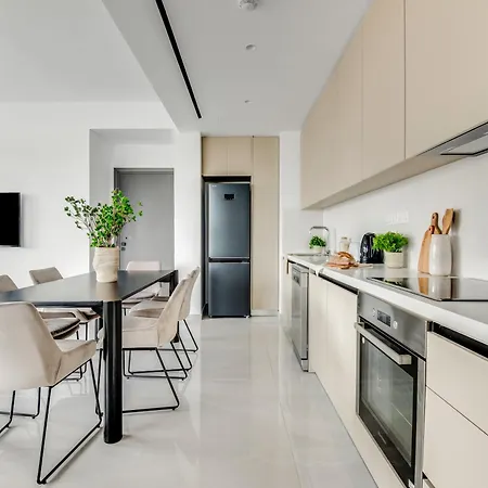 Sanders Premier Downtown * Λεμεσός