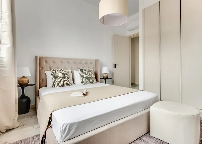 Sanders Premier Downtown Apartament