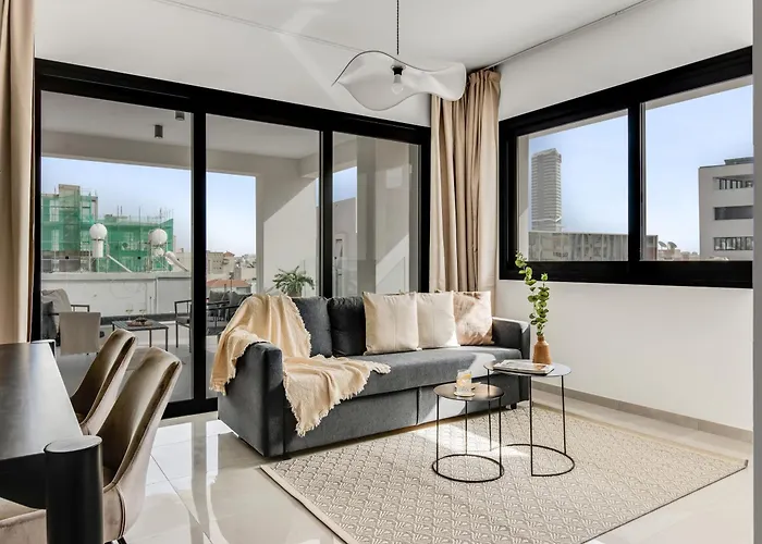 Sanders Premier Downtown Apartament Limassol