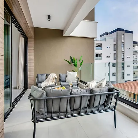 Sanders Premier Downtown Apartament