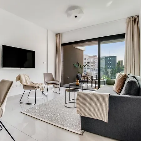 Sanders Premier Downtown