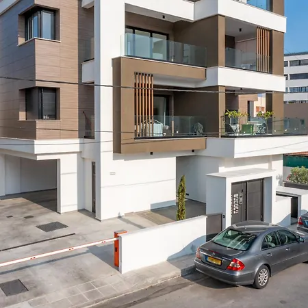 Sanders Premier Downtown * Limassol