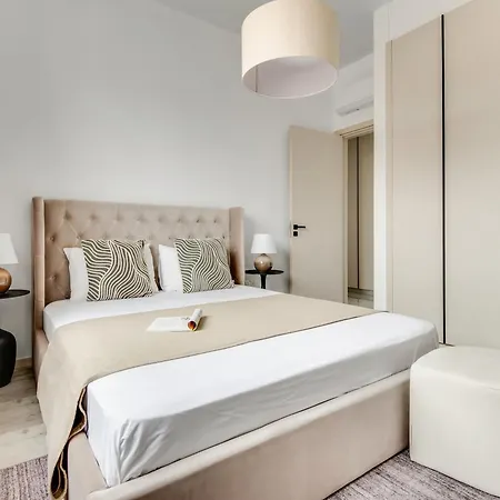 Sanders Premier Downtown Апартаменты